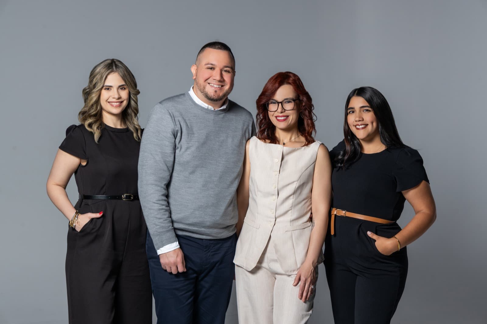 El equipo de gerencia de Credit Café